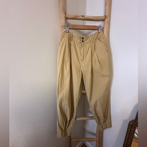 WHO WHAT WEAR TAPERED PANTS KHAKI SIZE 8 JOGGER STYLE PLEATED FRONT - Picture 2 of 4
